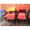 Image 1 : 27 Stackable Banquet Chairs