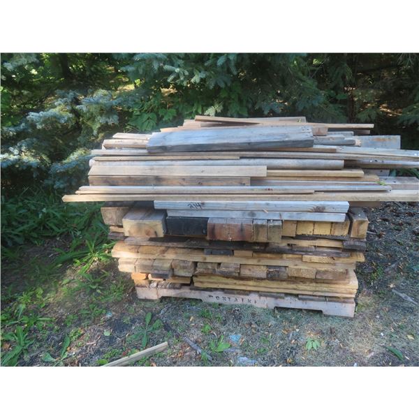 Various Wood 2x8, 2x4's, 4x4x3