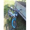 Image 2 : CCM Arrow 15" Bicycle