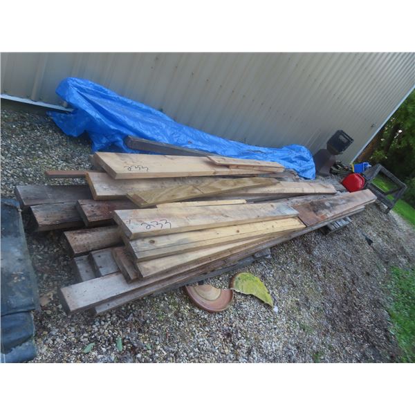 6 Pcs 2''x5''x17FT Oak and 3 Pcs 2''x10'' Spurce x14FT and More