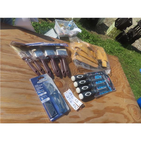 New Chizels Tool Belt Paint Brushes Utility Knife and Disposable Coveralls