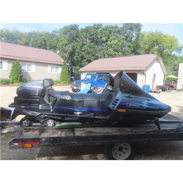 Arctic Cat Cheetah Touring Snowmobile, Up Seat, Cargo, Complete