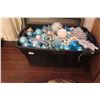 Image 3 : 2 Totes Full of Christmas Décor