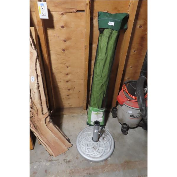 Garden Umbrella w/ Stand 