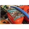 Image 7 : 4 Life Jackets, Bungee Boat Tow Rope, Bilge Pump