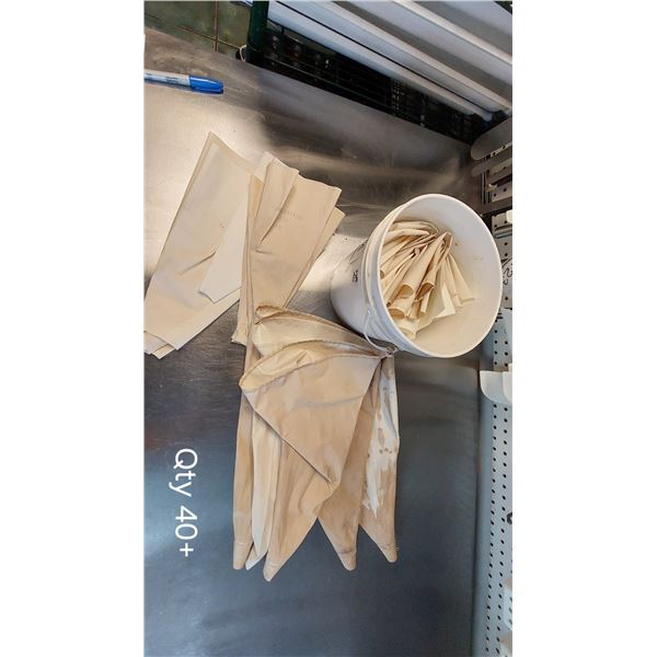 LOT DE 40+ POCHES À PÂTISSERIE