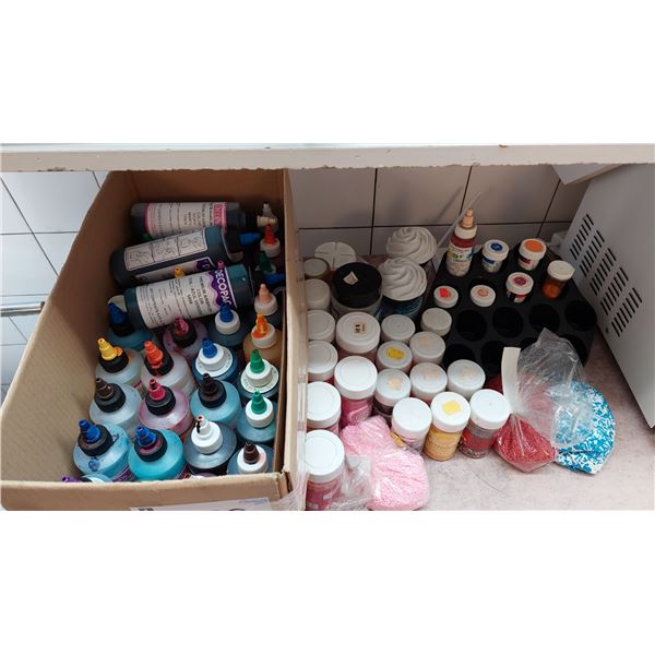 LOT DE PRODUITS ASSORTIS