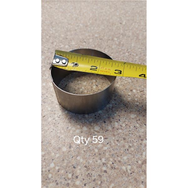 LOT DE 59 EMPORTE-PIÈCE DIVERS