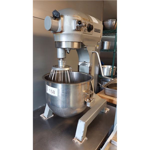 MÉLANGEUR HOBART 20 PINTES A/ ACCESSOIRES