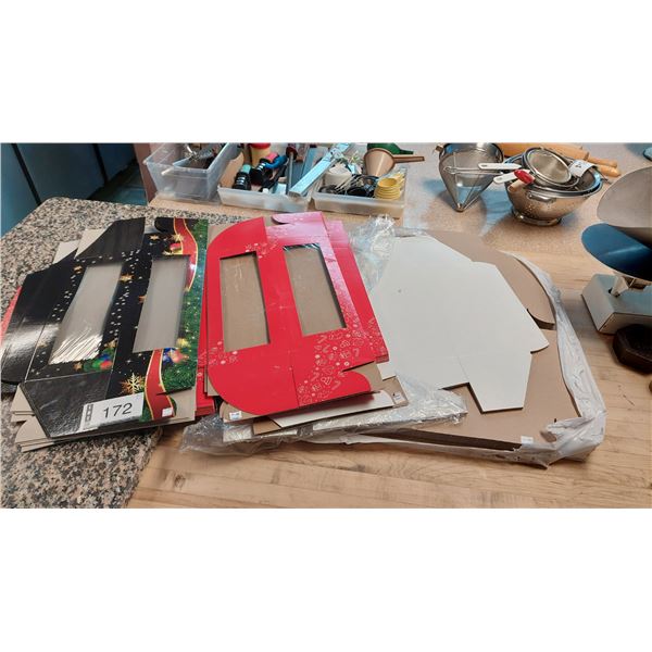 LOT DE 80+ BOITES À BUCHES ASSORTIES