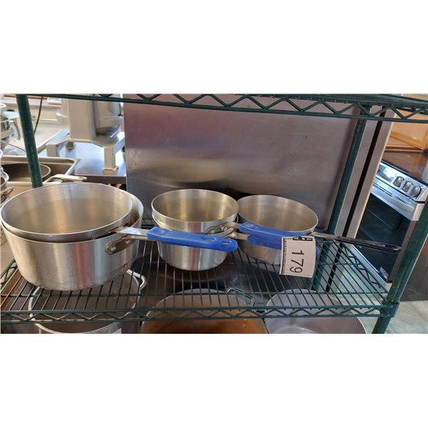 LOT DE 5 CHAUDRONS ASSORTIS