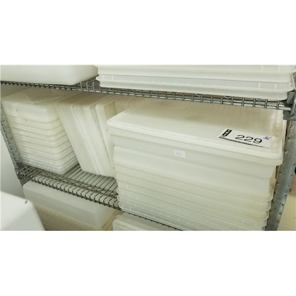 LOT DE 26 CONTENANTS