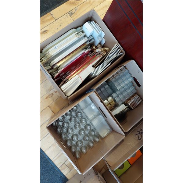 LOT DE 200+ BOITES À CHOCOLAT ASSORTIES