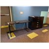 Image 10 : L1 - Contents of Room (Furniture) - Desks, tables, cubicle, etc.
