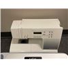 Image 2 : L1 - 2pc - Singer Quantum 9920 Sewing machine & CriCut Maker 3