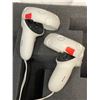 Image 8 : L1 - Oculus Quest 2 w/Controller, Charger & Case