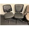 Image 2 : L1 - Finance Office - Group of 6 Office chairs