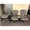 Image 1 : L2 - Group of 3 Office Chairs