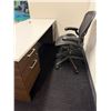 Image 2 : L2 - Office Desk + Chair