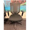 Image 2 : L2 - Group of 3 Office Chairs