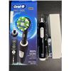 Image 1 : 1 Oral-B Pro 1000 Rechargeable Electric Toothbrush - New
