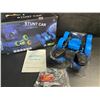 Image 2 : 1 Qunreda Q1 Remote Control 4WD R/C Stunt Car with LED Lights - Brand New