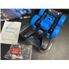 Image 3 : 1 Qunreda Q1 Remote Control 4WD R/C Stunt Car with LED Lights - Brand New