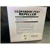 Image 3 : 10-Pack of Ultrasonic Pest Repellers; Easy Plug-In Design - Safe & Odorless - Brand New