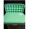 Image 5 : Stackable Round Ice Cube Tray Set with Lids and Ice Storage Bin - New