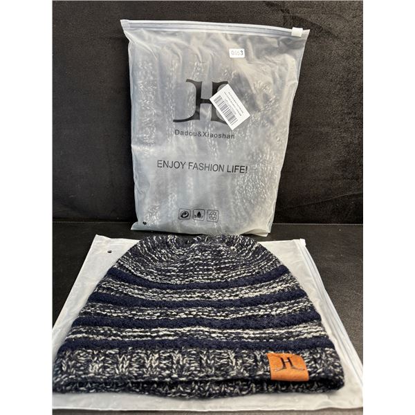 Dadou and Xiaoshan Womens Ponytail Knitted Beanie Cap - New