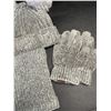 Image 4 : 3PC Velvet Soft Winter Beanie Toque/Neck Warmer/Gloves Set - Grey - New