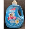 Image 1 : 1 Large Jug of Fleecy Fresh Air Concentrated Fabric Softener - 199 Loads (4.7L) - New
