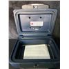 Image 4 : SentrySafe Locking Fire-Safe Box with 2 Keys - 14" x 11" Size - Navy Blue