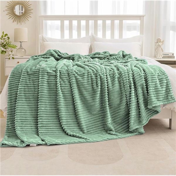 Miulee Decorative Soft Fleece Blanket - Sage Green 90x108 Inches - New