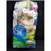 Image 1 : 1 3.2KG Bag of Purina Indoor Cat Chow Made with Real Chicken - New