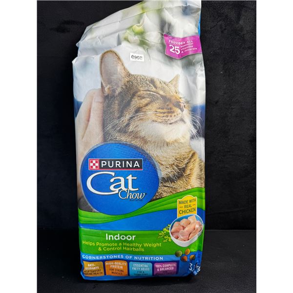 1 3.2KG Bag of Purina Indoor Cat Chow Made with Real Chicken - New