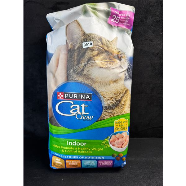 1 3.2KG Bag of Purina Indoor Cat Chow Made with Real Chicken - New