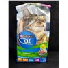 Image 1 : 1 3.2KG Bag of Purina Indoor Cat Chow Made with Real Chicken - New
