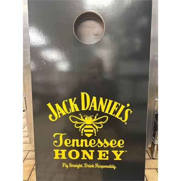 JACK DANIELS TENNESSEE HONEY CORN HOLE BOARD SET