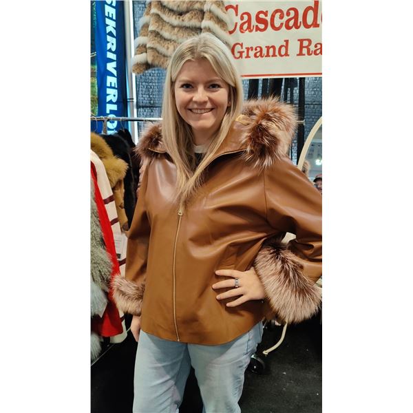 CASCADE FURS – ITALIAN LEATHER JACKET WITH FOX FUR TRIM