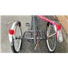 Image 4 : NO NAME BLACK 3 WHEEL 5 SPEED BIKE *HANDLE + BRAKES NEED REPAIR*