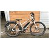Image 1 : RADMISSION WHITE SINGLE SPEED ELECTRIC BIKE *WORKING CONDITION UNKNOWN/NO KEY/NO CHARGER*