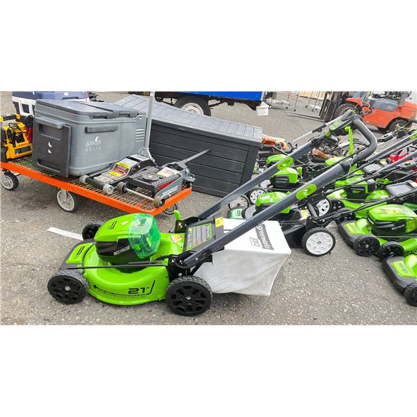 GREENWORKS PRO 21" ELECTRIC LAWNMOWER WITH BATTERY *WORKING CONDITION UNKNOWN/NO CHARGER*