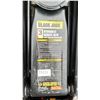 Image 2 : TORIN BLACK JACK 3 TON HYDRAULIC GARAGE JACK *MISSING HANDLE*