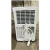 Image 2 : HISENSE PORTABLE AIR CONDITIONER WITH HOSE
