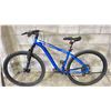 Image 2 : HYPER EXPLORER BLUE 9 SPEED BIKE *BRAKE CABLE + CHAIN NEED REPAIR*