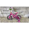 Image 2 : MINNIE MOUSE PINK SINGLE SPEED CHILDRENS BIKE WITH TRAINING WHEELS *FRONT TIRE FLAT*