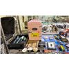 Image 4 : PINK MINI FRIDGE, BREAD + BUTTER CUTLERY SET, ASSORTED BATTERIES, LED LIGHTS & MORE