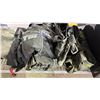 Image 3 : BIN OF PAINTBALLS & PAINTBALL GEAR