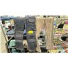 Image 2 : FOUR PAIRS OF JEANS